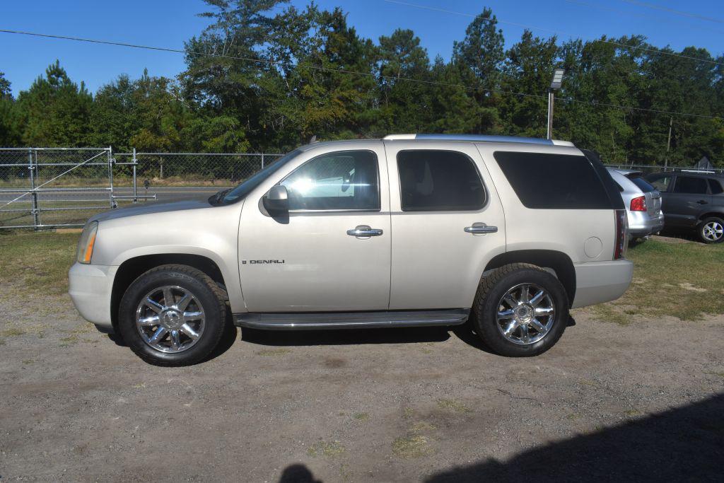 2007 GMC Yukon - $8,500